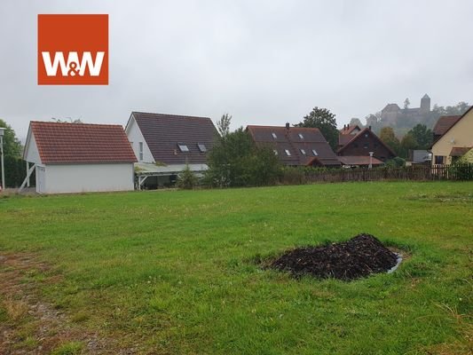 Unverbaubarer Freiblick zur Burg Colmberg 