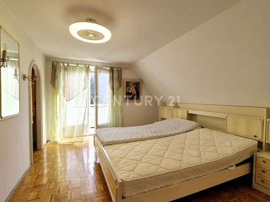 Schlafzimmer 1. OG