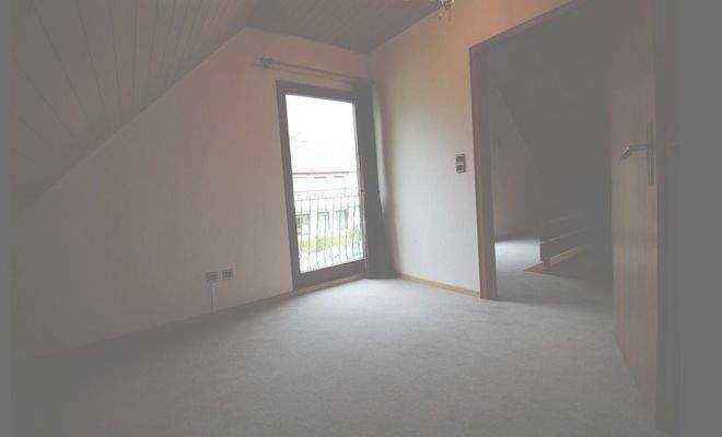 1. Zimmer- 1. Etage-ebenso