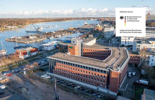 7551 Ansicht mit Logo