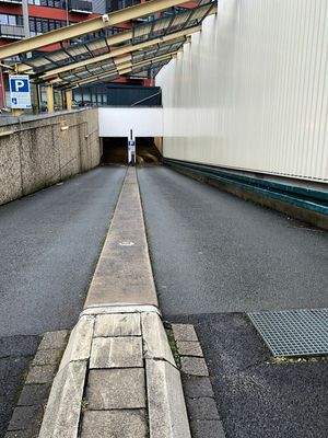 Einfahrt Tiefgarage