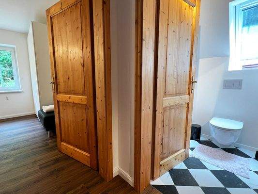 Gang DG mit WC rechts