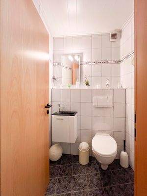 Gäste-WC Hinterhaus