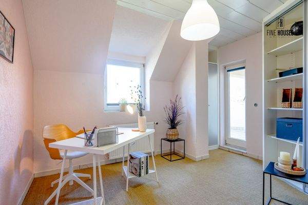 Büro / Schlafzimmer