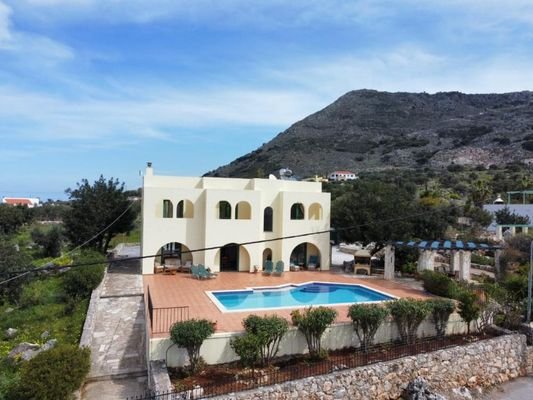 MIT BESICHTIGUNGSVIDEO! Kreta, Kampia Chania: Atemberaubende freistehende Villa mit Pool zum Verkauf