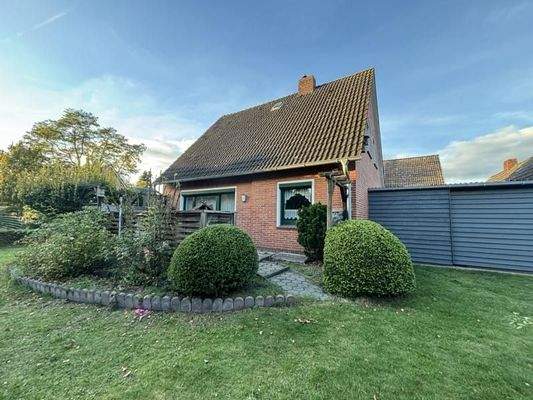 Hausansicht vom Garten