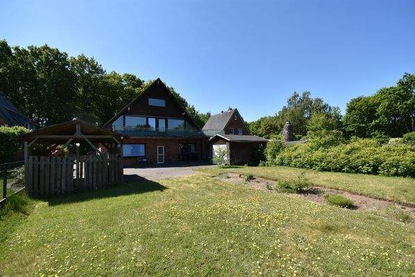 Blick übers Grundstück