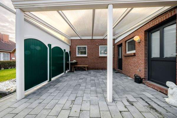 Überdachte Terrasse