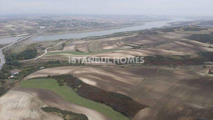 Lands for Investment Close to the Airport in Istanbul