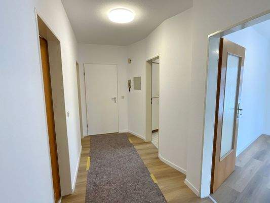 Flur (andere Blickrichtung)