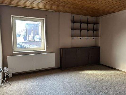 Büro Kellergeschoss