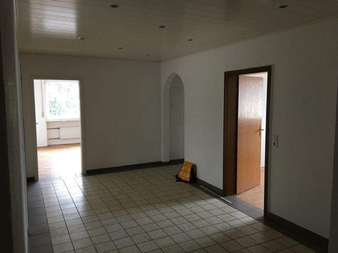Wohnung: Angeboten ... - Vermietung 4-, Mehr-Zimmer-Wohnungen