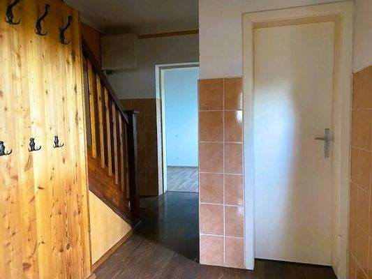 Vorraum und Stiegenaufgang