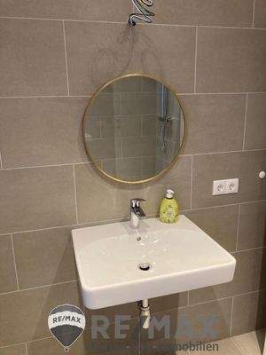 Bad - schlüsselfertig