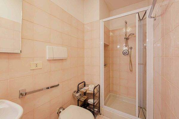 Eckhaus in Udine in der Via Grazzano