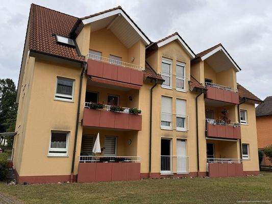 Balkon 1. Stock links