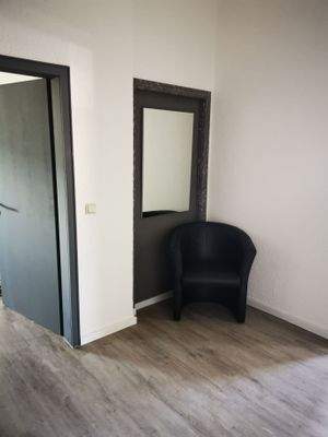 Eingangsbereich - Bild 2.jpg