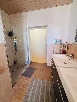 Erdgeschoss: Vollbad