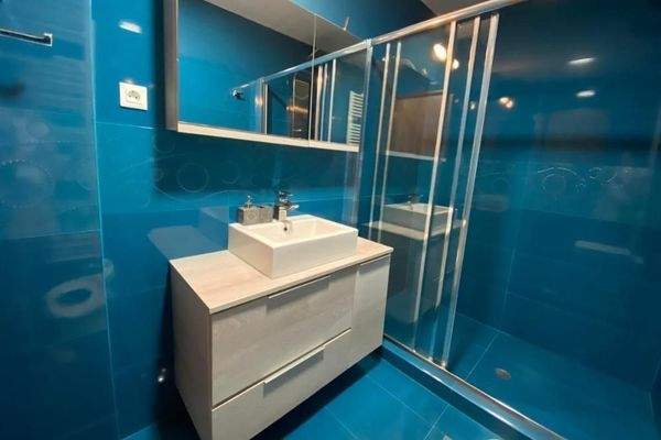 Luxuriöses Steinhaus mit Hamam, Pool und Meerblick