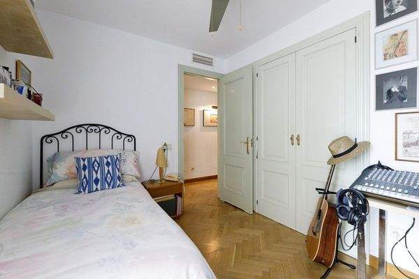 Wohnung zu verkaufen in Paseo Marítimo de Palma mit Schwimmbad, Garage und Meerblick