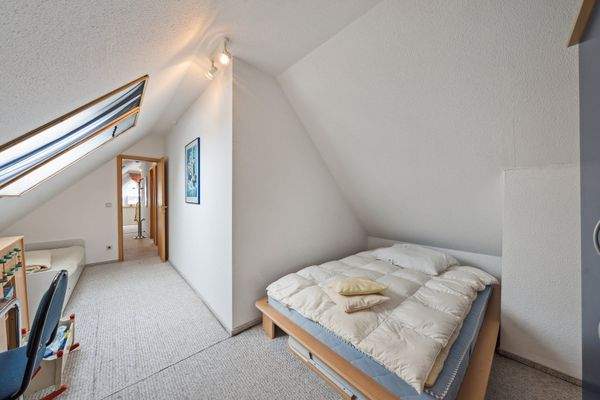 2. Schlafzimmer Dachgeschoss