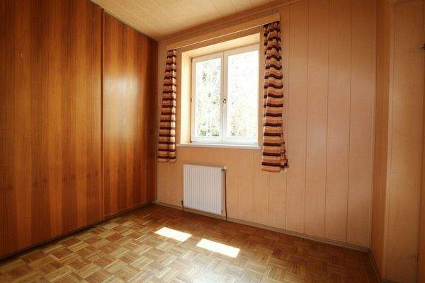 kleines Zimmer im Erdgeschoss