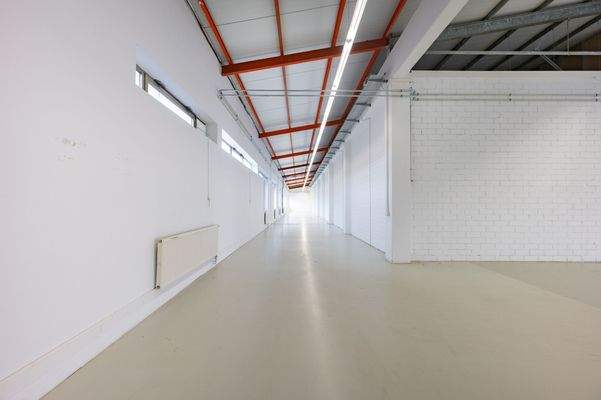 Gang Halle 2 zu Halle 3