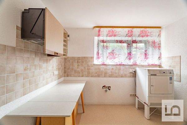 Küche vorbereitet im UG