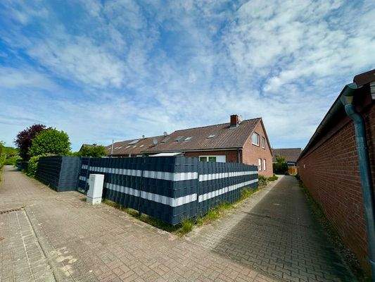 Grundstück vordere Ansicht