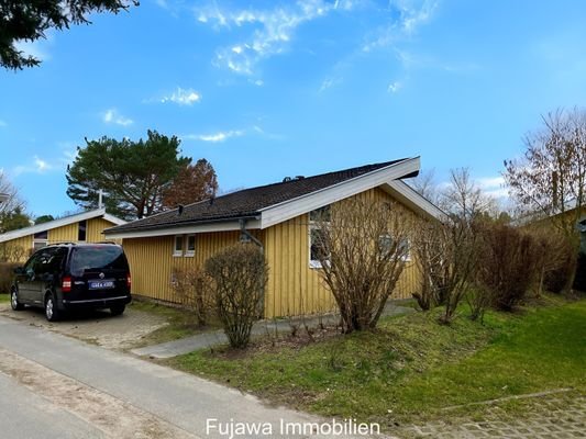 Ansicht Straßenseite und Eingang