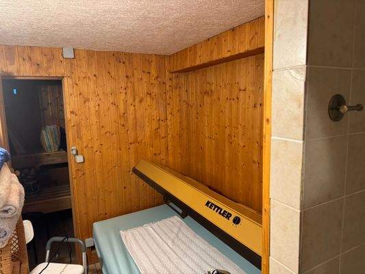 Keller Sauna