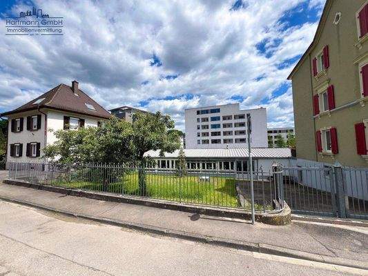 Außenansicht hinten komplett 