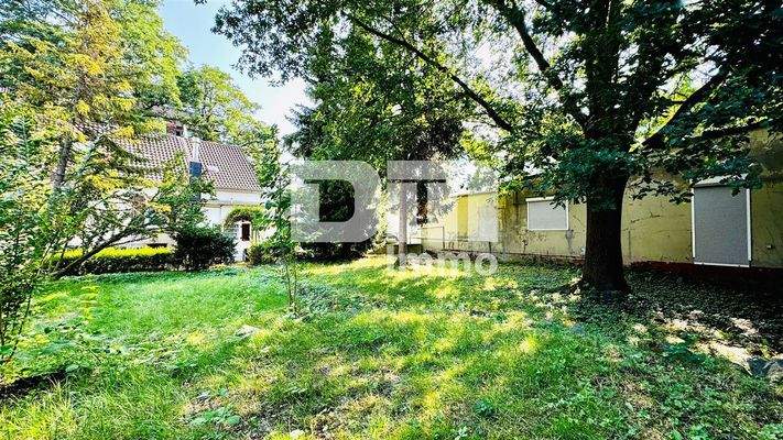 Gartenbereich hinter dem Wohnhaus