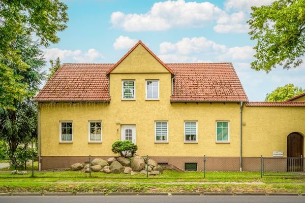 Ansicht Vorderhaus von der Straße