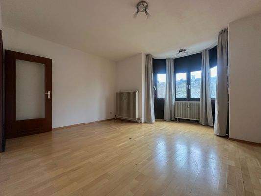 Wohn- und Schlafzimmer