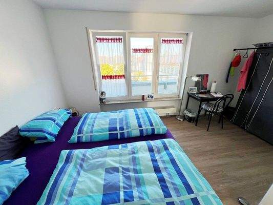 ruhiges Schlafzimmer zum Innenhof