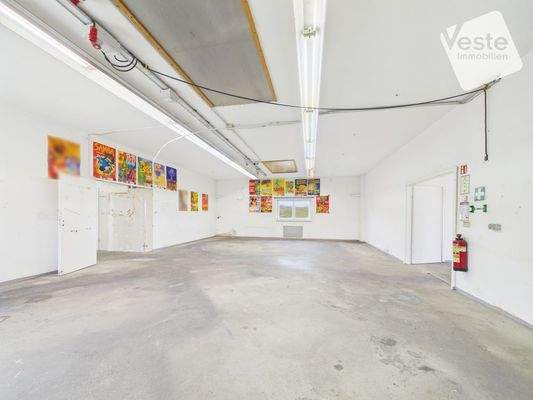 große Fertigungshalle