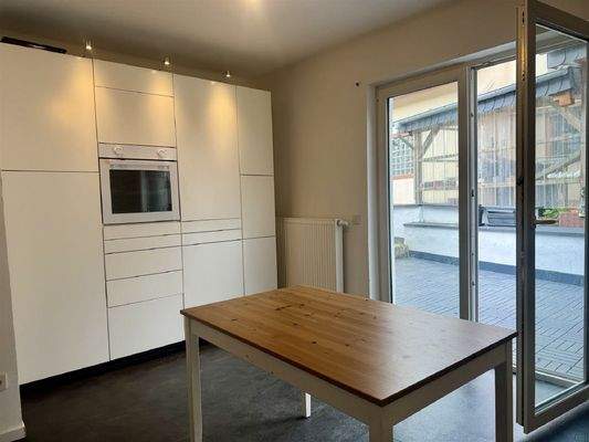 mit Zugang zur Terrasse