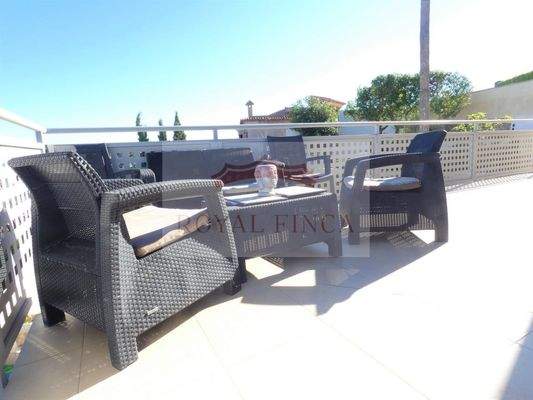 08.Terrasse Oben.jpg