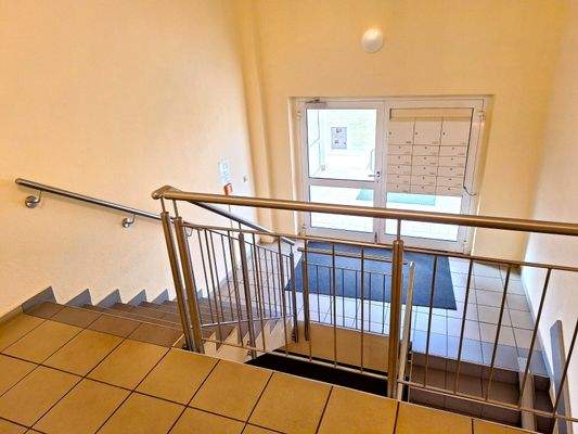 06 Treppenaufgang.jpg