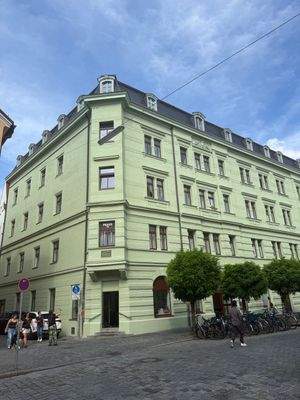 Fassade links 1.jpeg