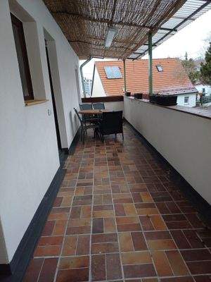 Überdachter Balkon Wohnung 3