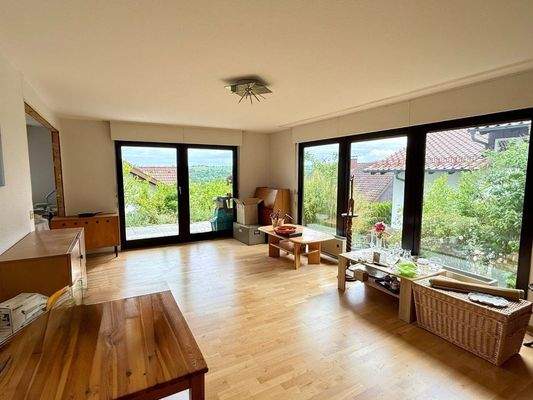 Wohnbereich mit Terrassenzugang