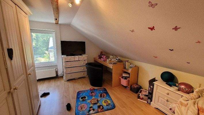 Kinderzimmer OG (120m²)