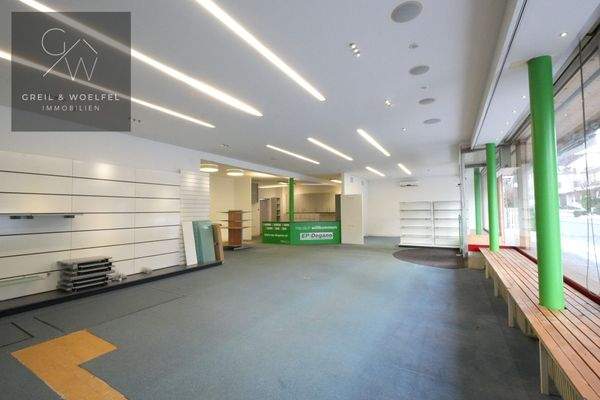 Verkaufsraum_Ansicht 1