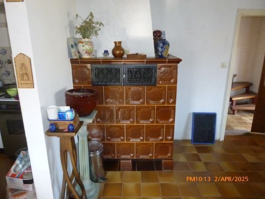 Kachelofen im Wohnzimmer 