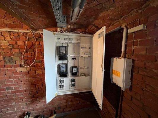 004020156800_302_359_17102025013621649