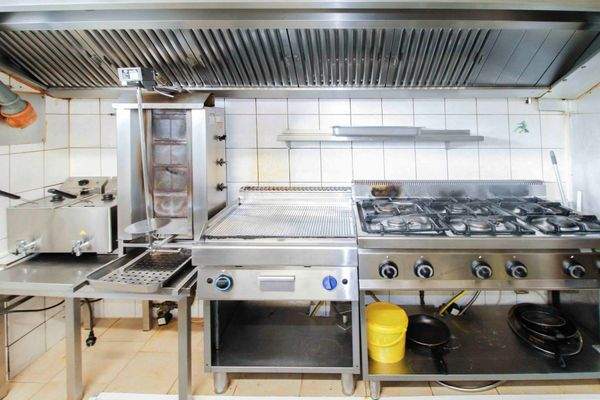 Vollausstattung an Geräten