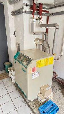 Erdgas Heizung im EG, Abstell u. Lagerräume