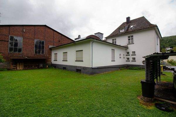 Büro- & Wohngebäude Bild 2